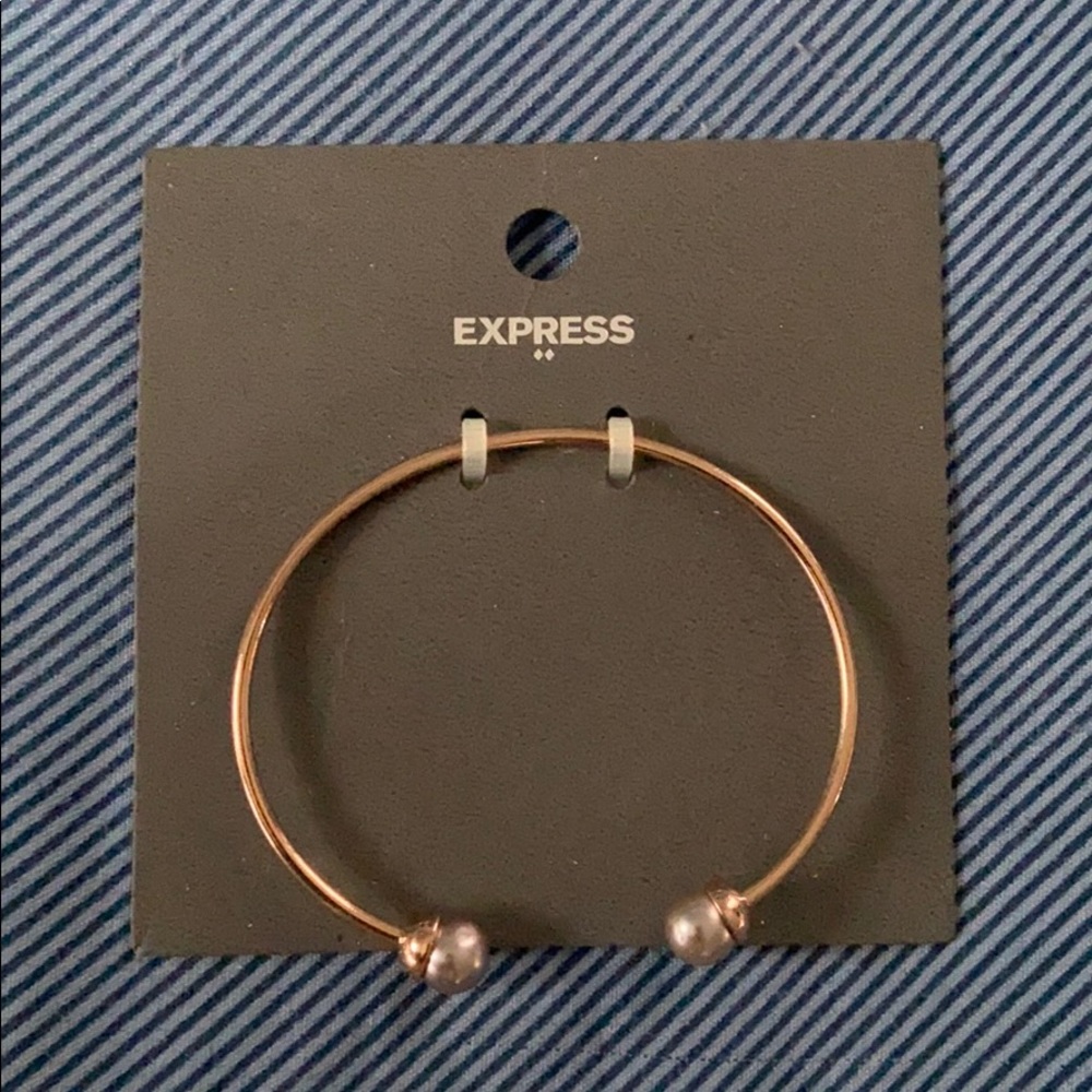 BRAND NEW EXPRESS BANGLE